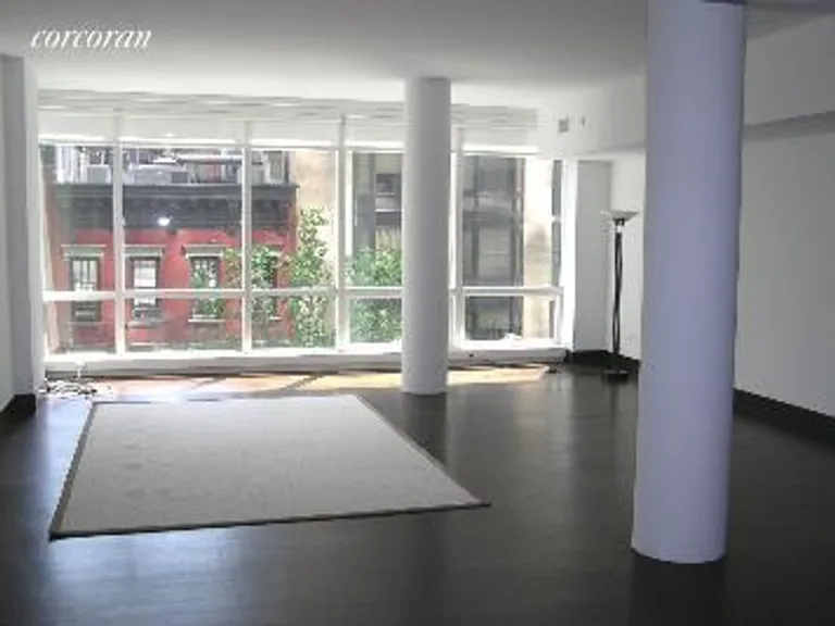 New York City Real Estate | View 151 East 85th Street, 5B | 3 Beds, 3 Baths | View 1
