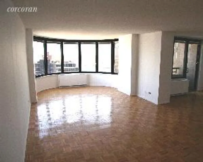 New York City Real Estate | View 330 East 38th Street, 48IJ | room 1 | View 2