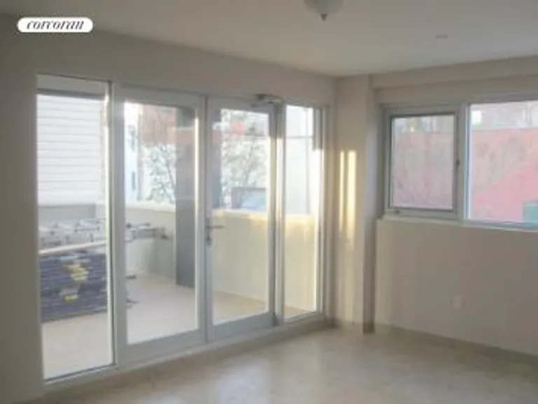 New York City Real Estate | View 347 Manhattan Avenue, 2L | room 1 | View 2