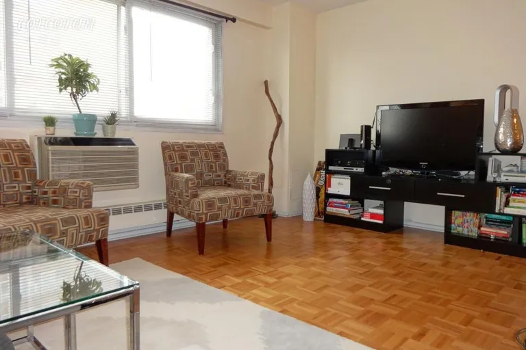 New York City Real Estate | View 122 Ashland Place, 8D | Stylish Living Room | View 3