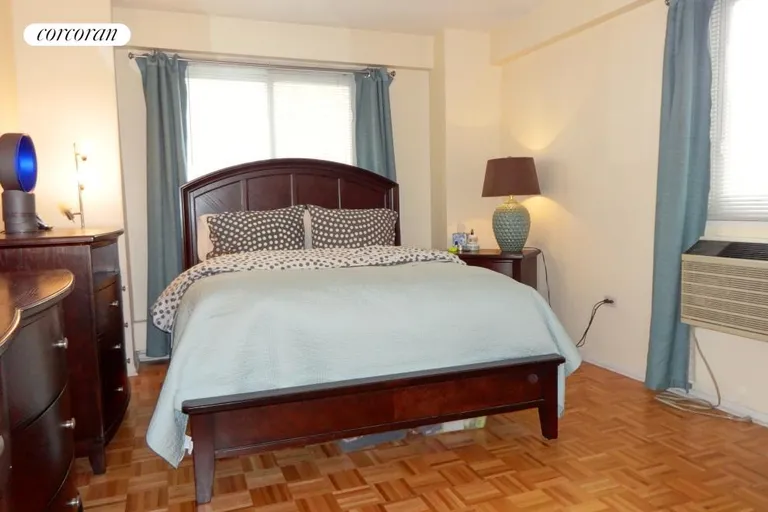 New York City Real Estate | View 122 Ashland Place, 8D | Queen Size bedroom with two window exposures | View 7