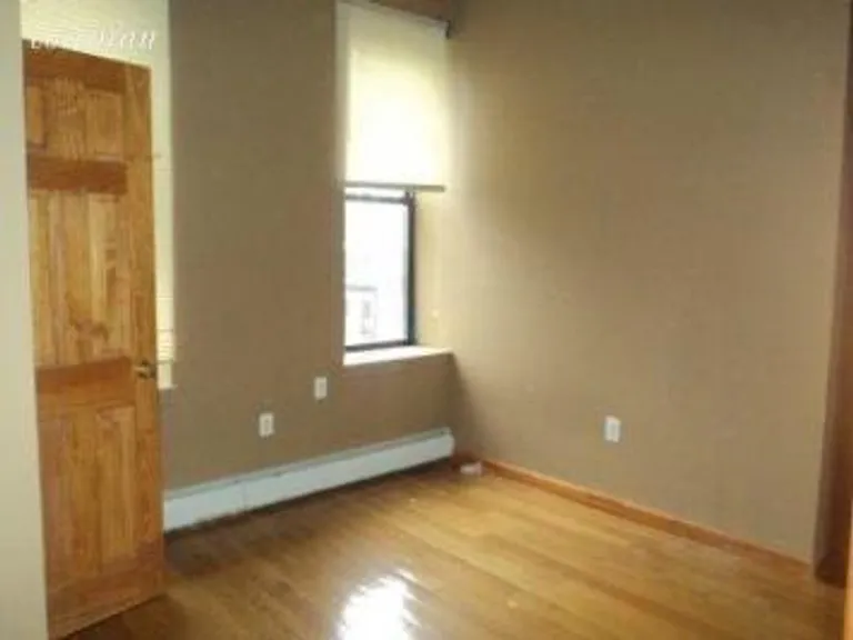New York City Real Estate | View 296 5th Avenue, 4 | room 1 | View 2