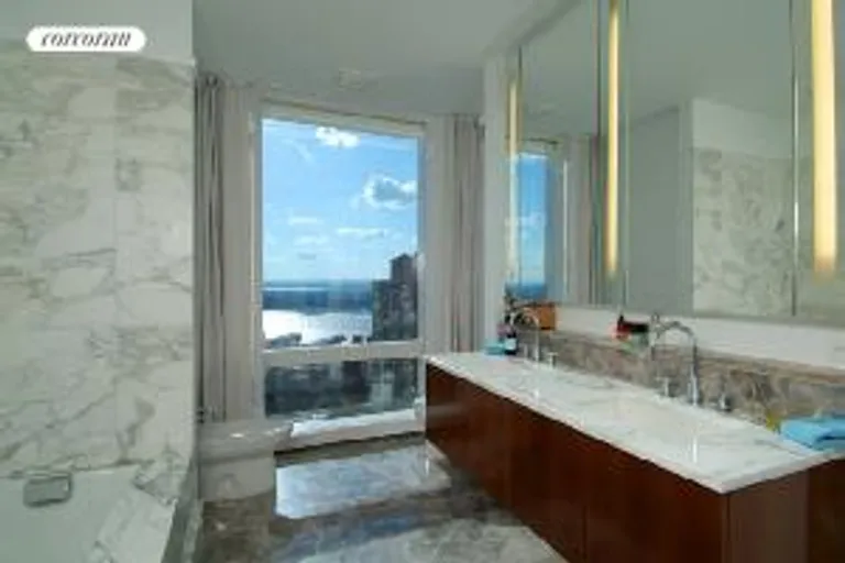 New York City Real Estate | View 25 Columbus Circle, 62A | room 4 | View 5