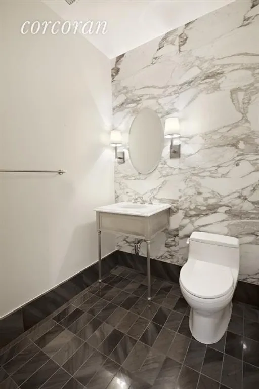 New York City Real Estate | View 2150 Broadway, 10G | Bathroom | View 8