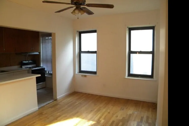 New York City Real Estate | View 636 Bergen Street, 3 | 1.5 Beds, 1 Bath | View 1