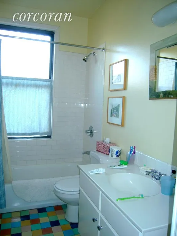New York City Real Estate | View 57 Middagh Street, 2 | bathroom on the 3rd floor | View 15