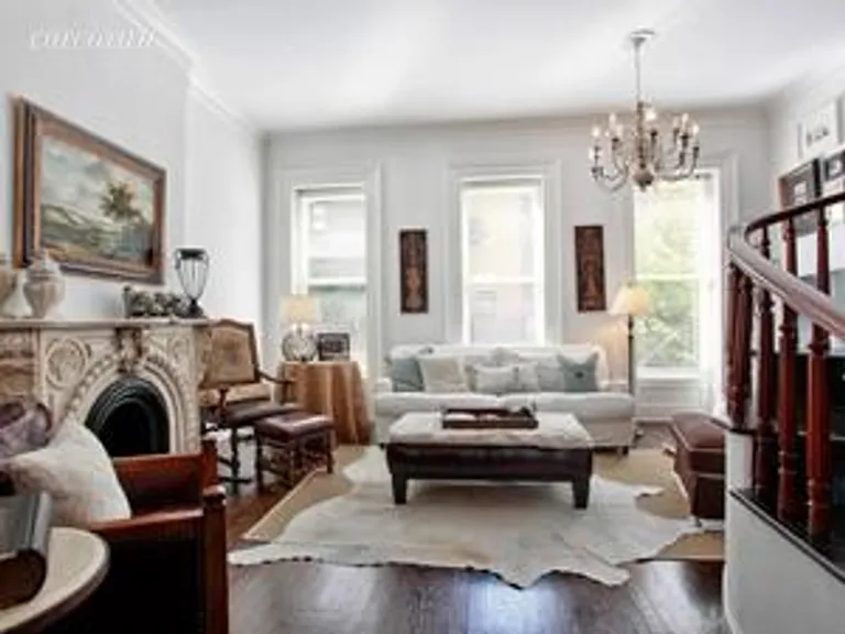 New York City Real Estate | View 251 East 61st Street, 1 | 4 Beds, 2 Baths | View 1