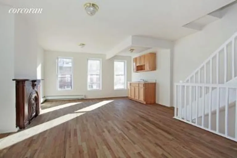 New York City Real Estate | View 529 Quincy Street | 6 Beds, 5.5 Baths | View 1