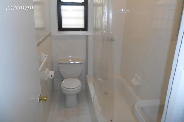 New York City Real Estate | View 585 6th Street, 1R | room 3 | View 4