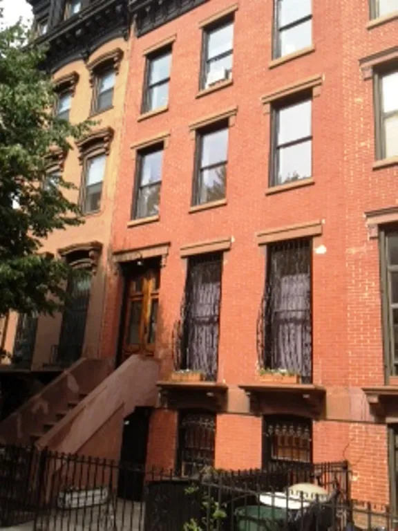 New York City Real Estate | View 133 Saint James Place, 3 | 1 Bed, 1 Bath | View 1