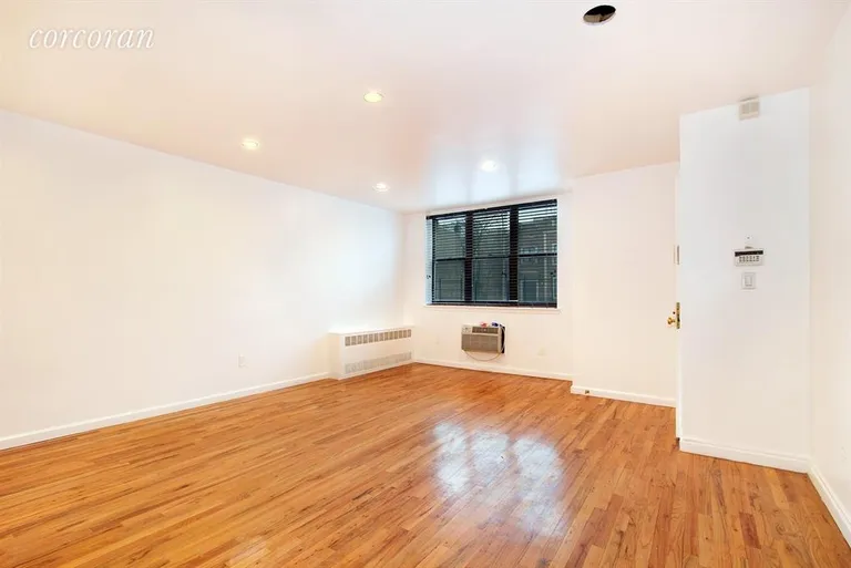 New York City Real Estate | View 109 Pulaski Street, 2 | 3 Beds, 2 Baths | View 1