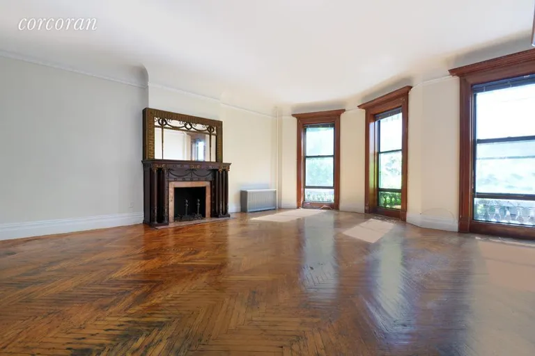 New York City Real Estate | View 325 West 89th Street | room 1 | View 2