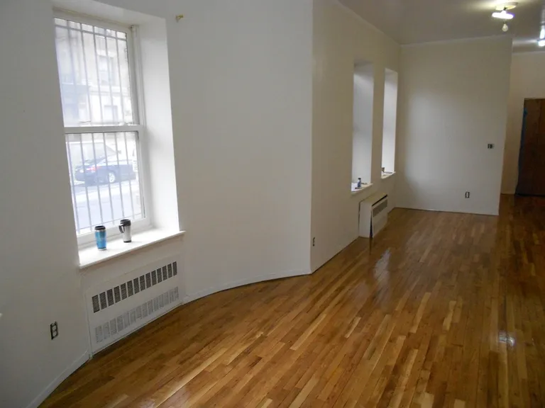 New York City Real Estate | View 480 Nostrand Avenue, C1 | room 2 | View 3
