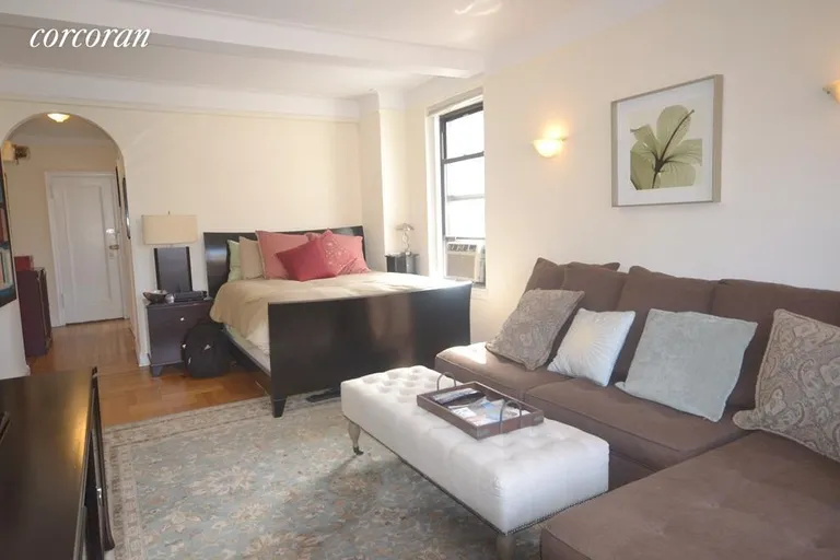 New York City Real Estate | View 201 West 77th Street, 3G | 1 Bath | View 1