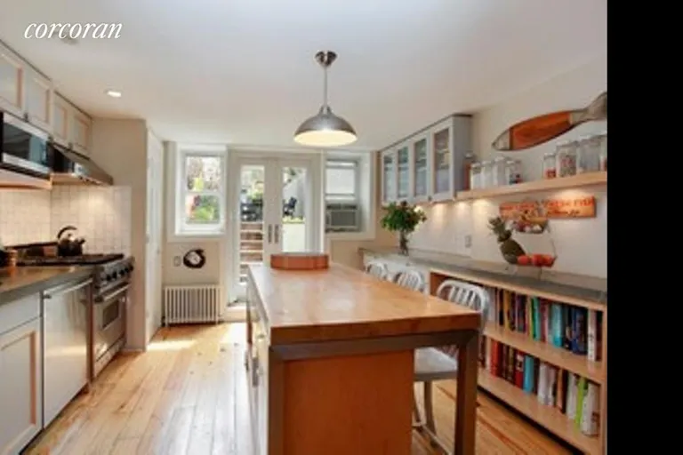New York City Real Estate | View 543A 6th Avenue | 3 Beds, 2 Baths | View 1