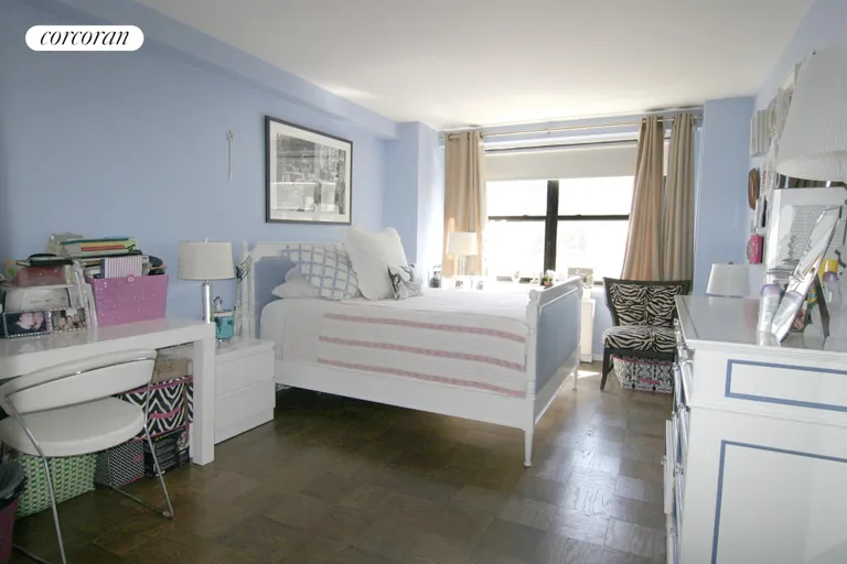 New York City Real Estate | View 7 East 14th Street, 818 | room 1 | View 2