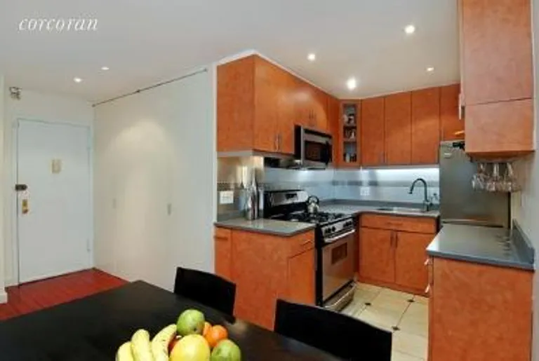 New York City Real Estate | View 320 West 19th Street, 1B | room 1 | View 2