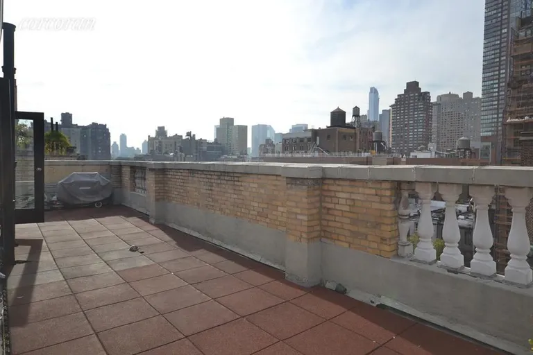New York City Real Estate | View 145 West 71st Street, PH2 | 2 Beds, 1 Bath | View 1