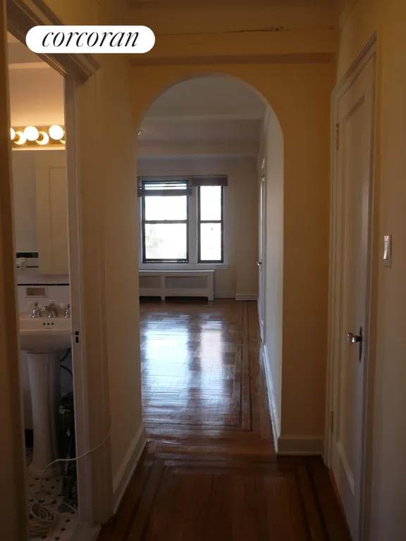 New York City Real Estate | View 201 West 77th Street, 12G | room 5 | View 6