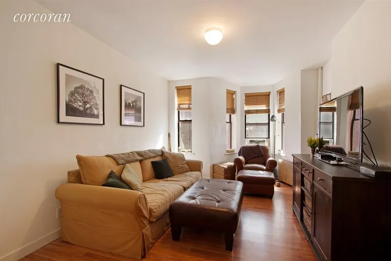 New York City Real Estate | View 595 President Street, 2R | Living Room | View 11