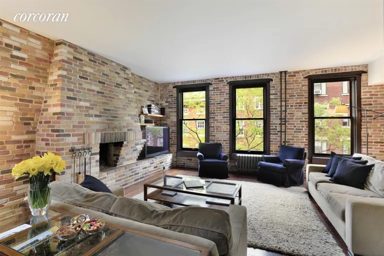 New York City Real Estate | View 106 Waverly Place, PH | Living Room | View 3