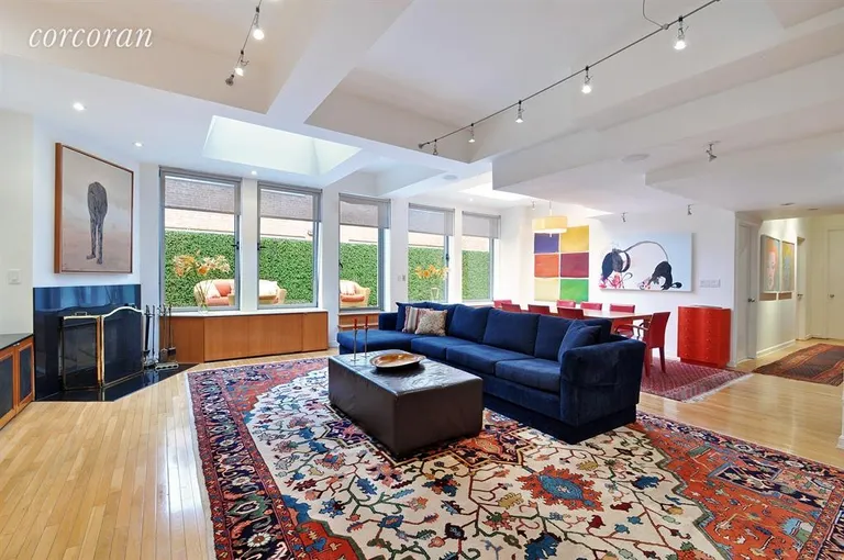 New York City Real Estate | View 252 Seventh Avenue, PHS | 3 Beds, 2 Baths | View 1