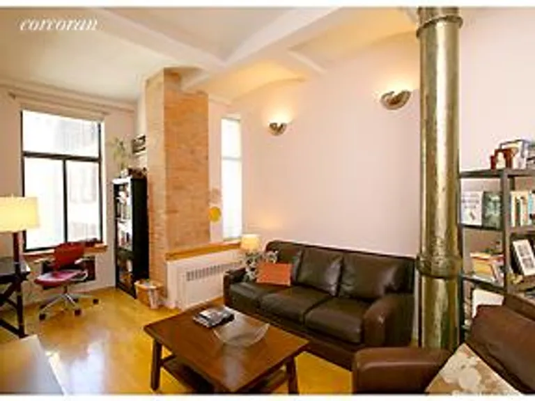 New York City Real Estate | View 39 East 12th Street, 402 | 1 Bed, 1 Bath | View 1
