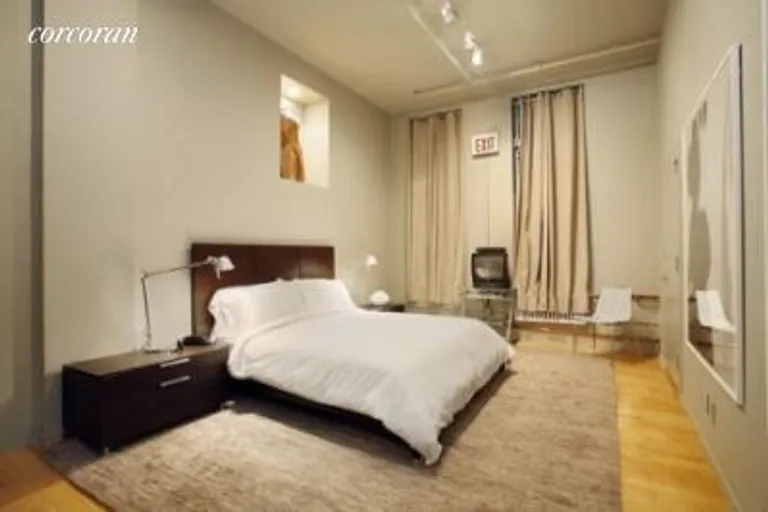 New York City Real Estate | View 20 East 17th Street, 3 | room 1 | View 2