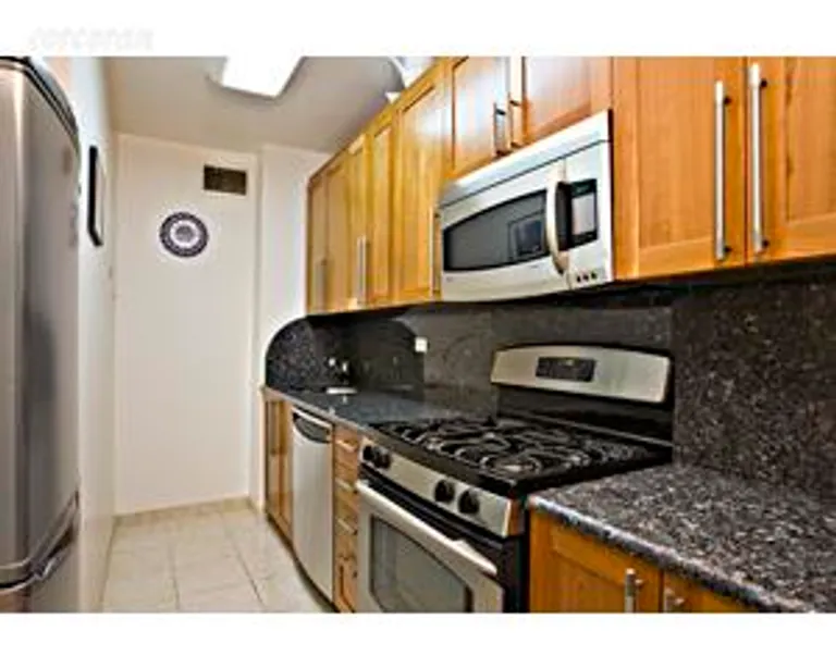 New York City Real Estate | View 159 West 53rd Street, 22D | room 2 | View 3