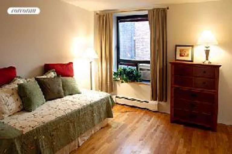 New York City Real Estate | View 250 West 88th Street, 605 | room 4 | View 5