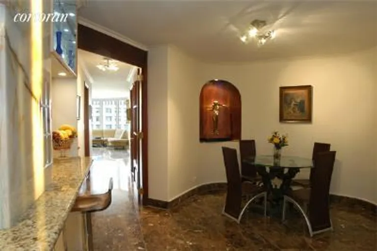 New York City Real Estate | View 330 East 38th Street, 5K | room 2 | View 3