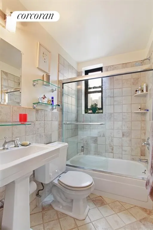 New York City Real Estate | View 166 East 96th Street, 7C | Bathroom | View 5
