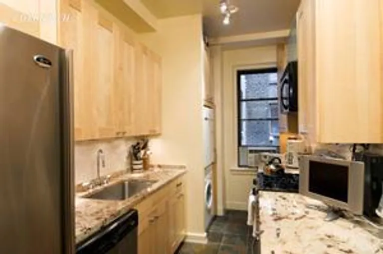 New York City Real Estate | View 322 West 72nd Street, 6D | room 2 | View 3