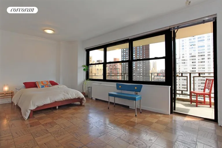 New York City Real Estate | View 170 West End Avenue, 17S | Bedroom | View 4