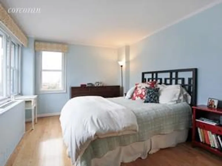 New York City Real Estate | View 115 East 9th Street, 10H | room 1 | View 2