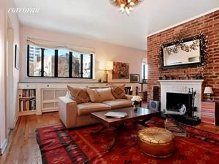 New York City Real Estate | View 210 Sixth Avenue, 4B | 1 Bath | View 1