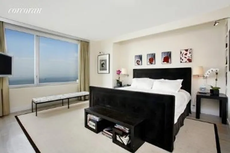 New York City Real Estate | View 10 West Street, 25E | room 2 | View 3