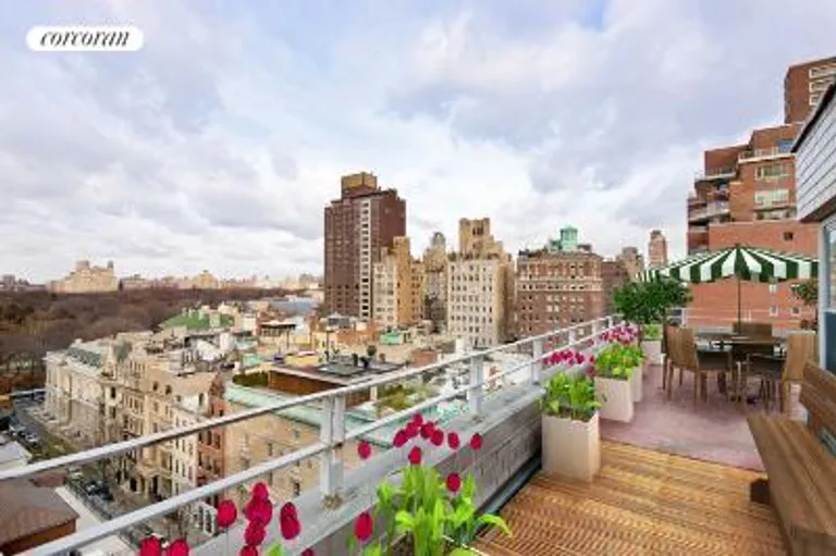 New York City Real Estate | View 40 East 78th Street, 15F | 3 Beds, 3 Baths | View 1