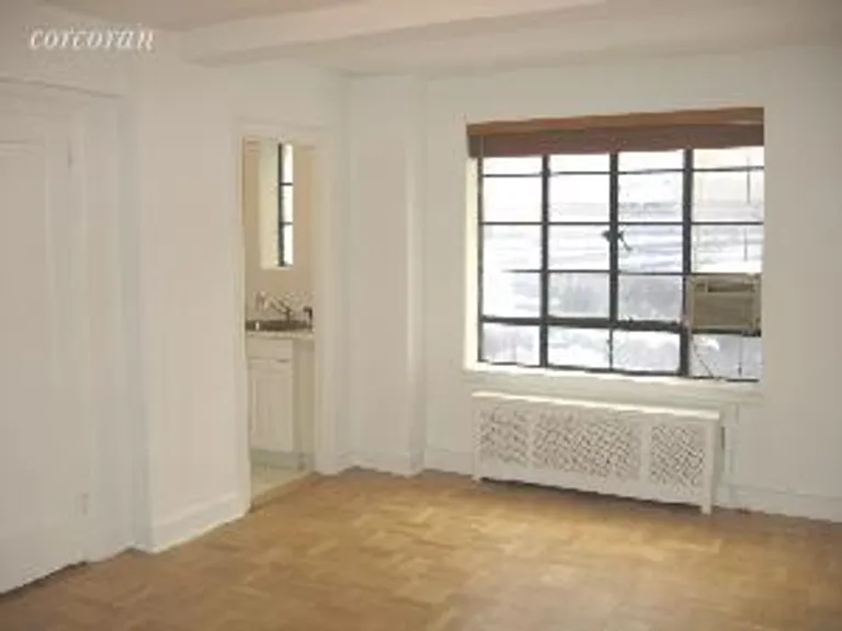 New York City Real Estate | View 140 East 40th Street, 2C | 1 Bath | View 1