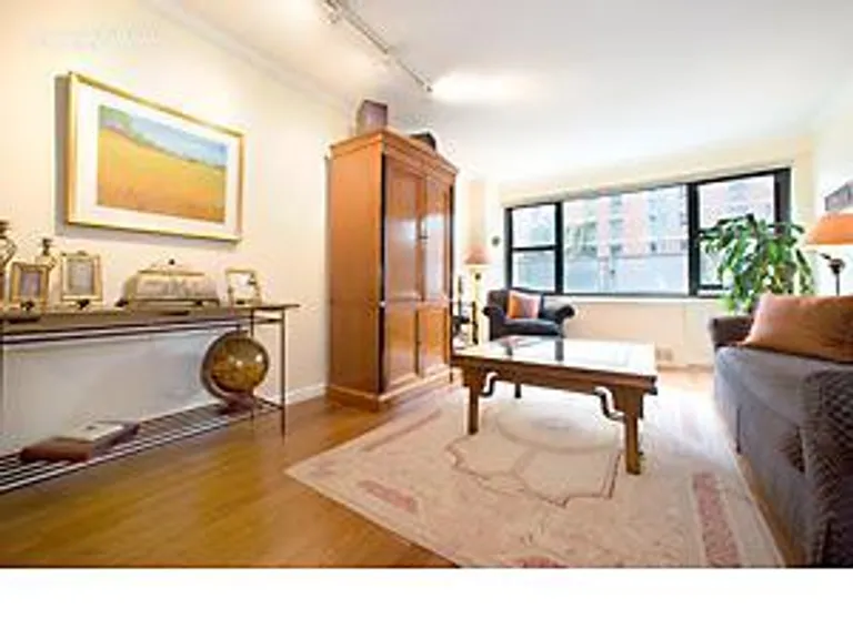 New York City Real Estate | View 115 East 9th Street, 2F | 2 Beds, 2 Baths | View 1