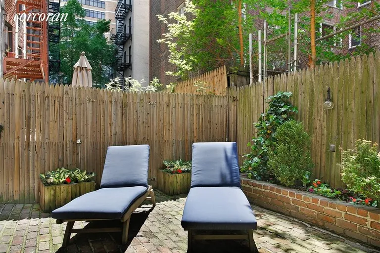 New York City Real Estate | View 160 East 91st Street, 1M | private outdoor space | View 2