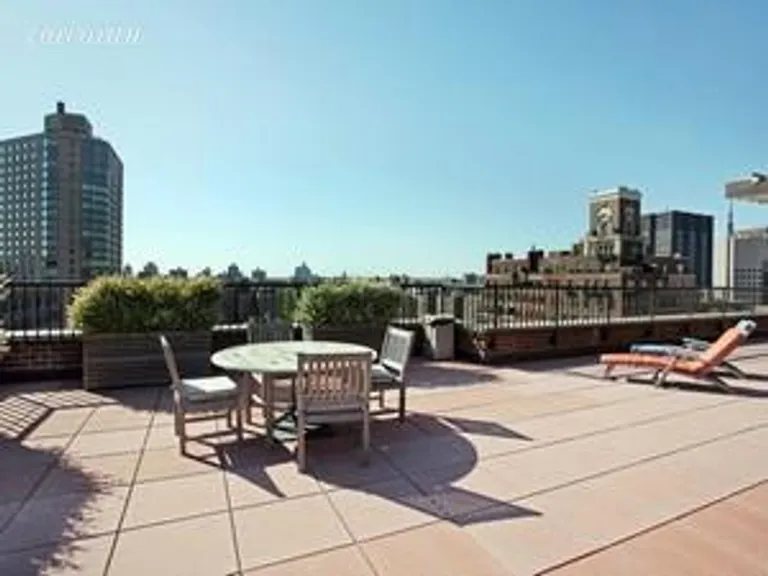New York City Real Estate | View 1199 Park Avenue, 8A | Roof Terrace | View 7