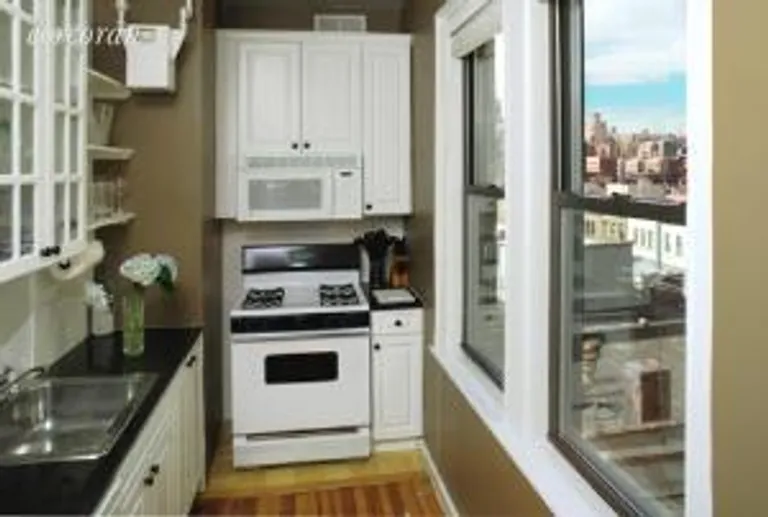 New York City Real Estate | View 28 West 69th Street, 8B | 1 Bed, 1 Bath | View 1