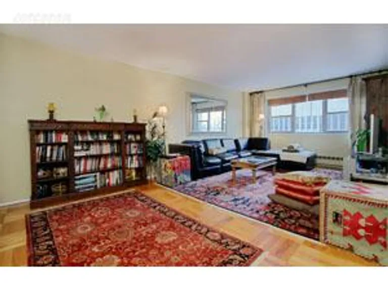 New York City Real Estate | View 230 Jay Street, 9J | 2 Beds, 2 Baths | View 1