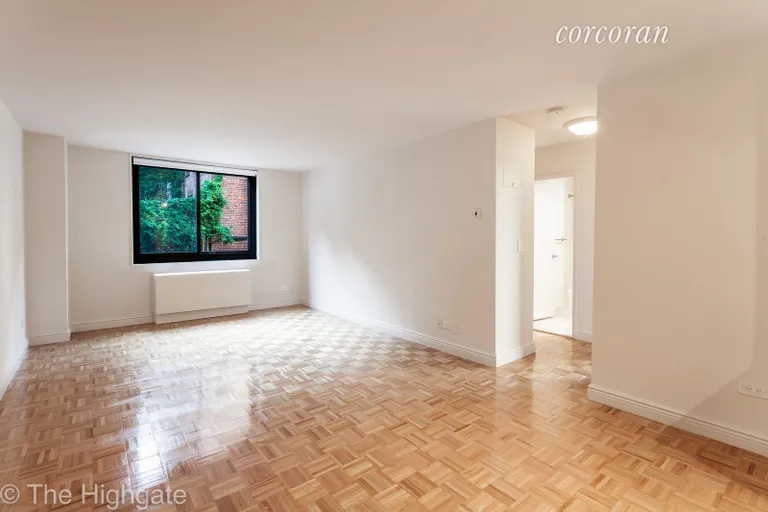 New York City Real Estate | View 169 East 78th Street, 3C | room 2 | View 3