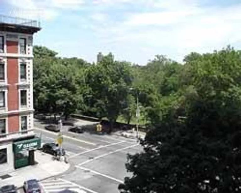 New York City Real Estate | View 400 Central Park West, 5T | room 2 | View 3