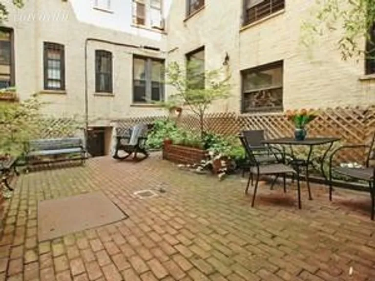 New York City Real Estate | View 264 6TH AVENUE, 2D | room 5 | View 6