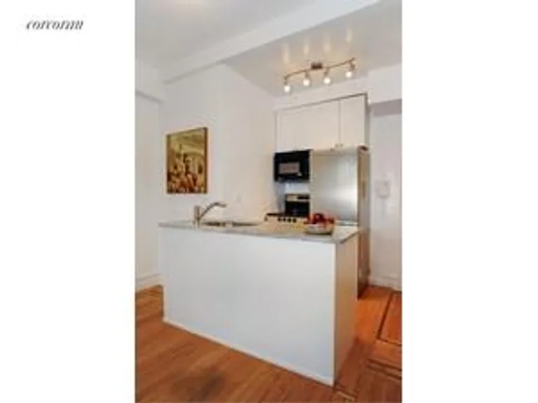 New York City Real Estate | View 121 West 72Nd Street, 11D | Kitchen | View 3
