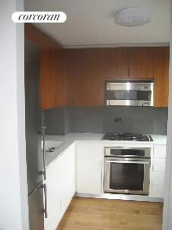 New York City Real Estate | View 515 East 72nd Street, 15B | room 2 | View 3