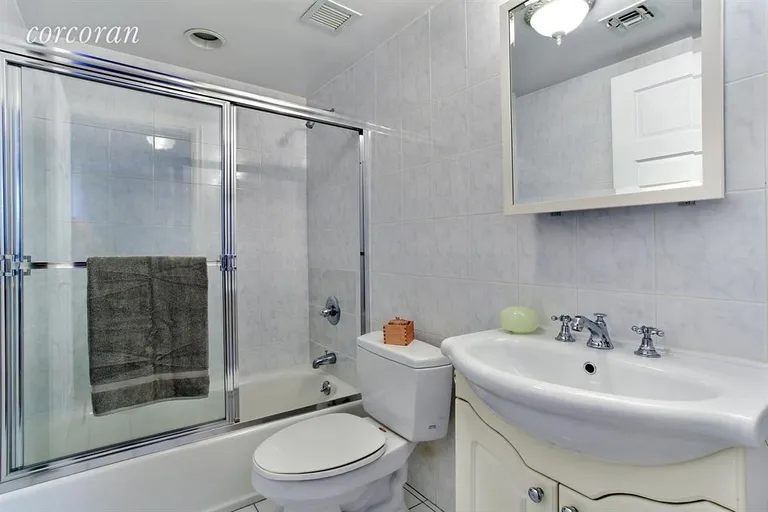 New York City Real Estate | View 392 11th Street, 3a | Bathroom | View 5